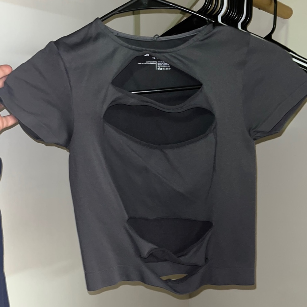 size xsmall garage crop top